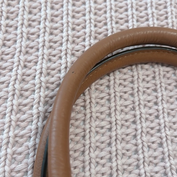 LIKE NEW Michael Kors Hamilton Satchel Bag - Picture 16 of 17